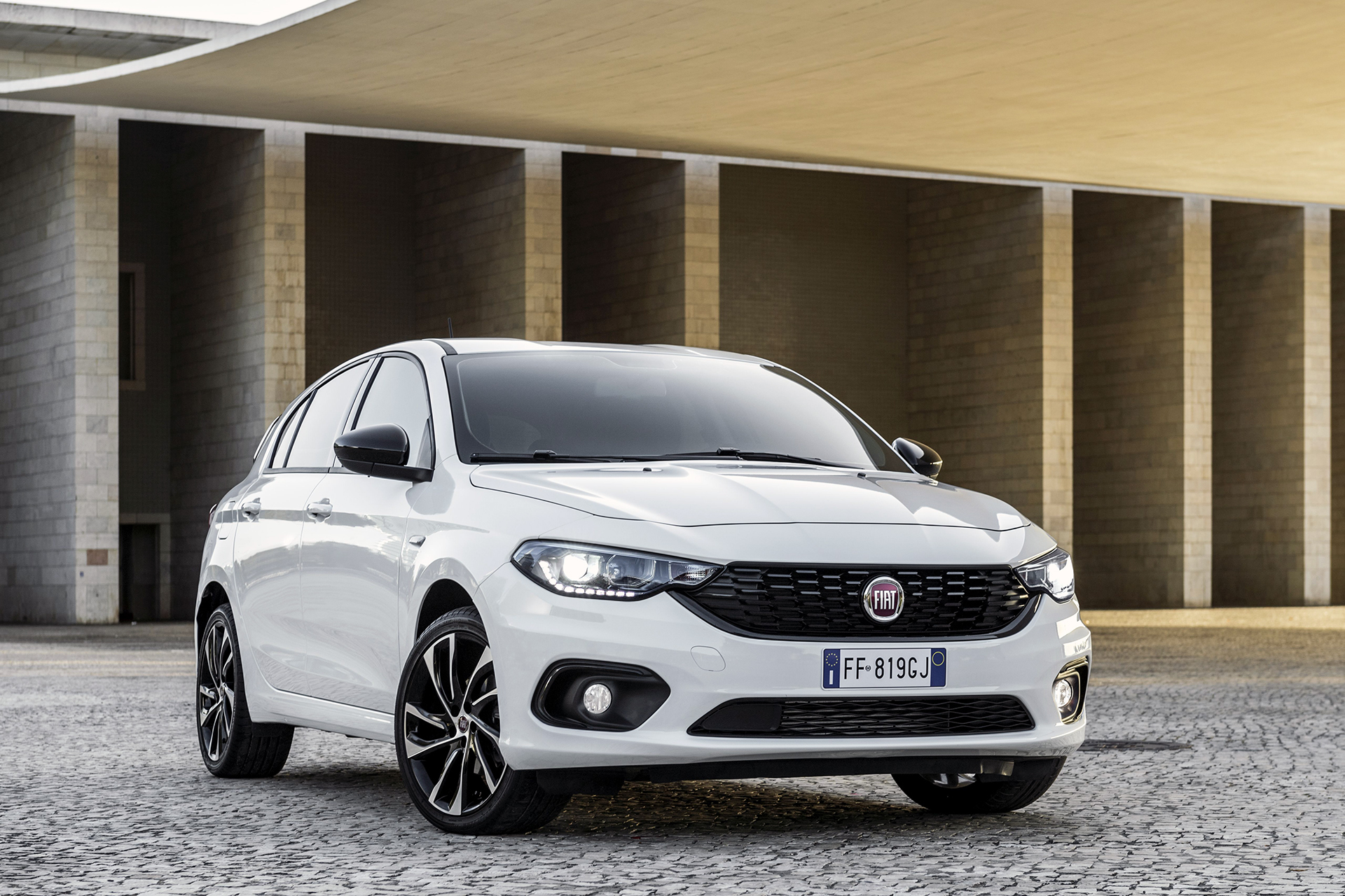 Nowy Fiat Tipo S-Design