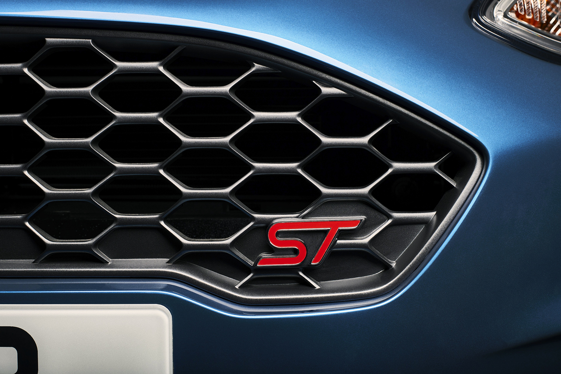 Nowy Ford Fiesta ST z 3-cylindrowym silnikiem EcoBoost 1,5 l 200 KM