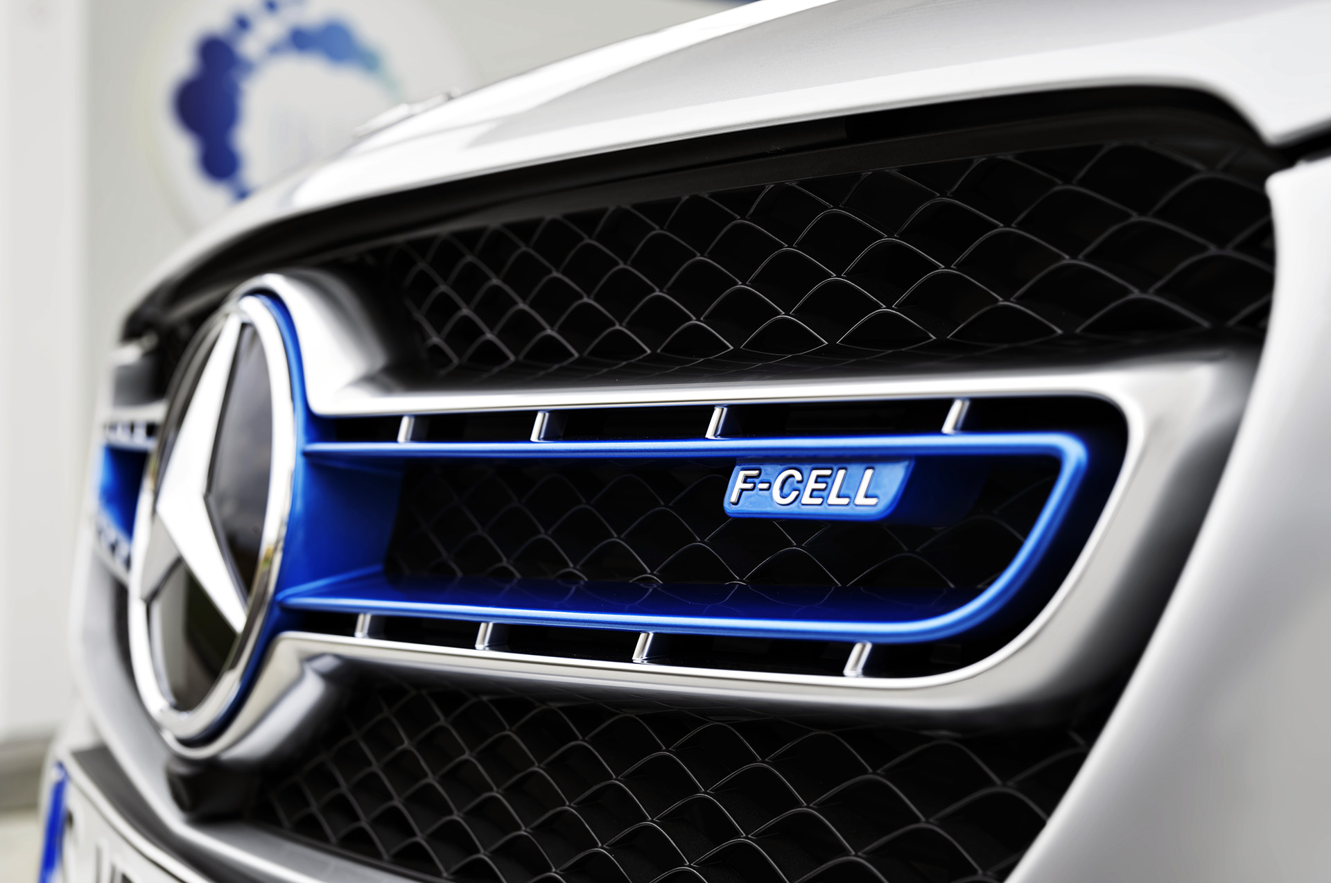 Mercedes –Benz GLC F - CELL ogniwa paliwowe i akumulator