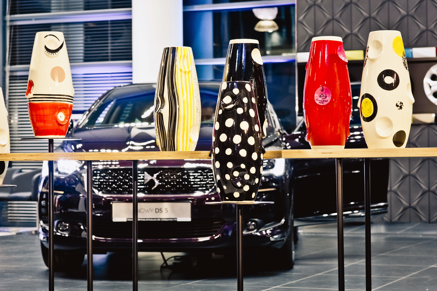“Autooko - formy ceramiczne w salonie DS Automobiles