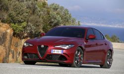 Alfa Romeo Gulia przekazana do służby korpusowi Karabinierów