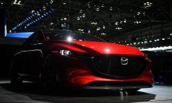 Mazda_at_2017_Tokyo_Motor_Show_4.jpg