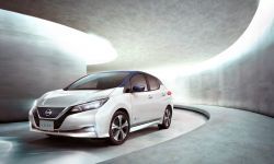 Nissan LEAF - „Najlepszy Samochód Elektryczny”