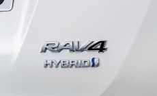 RAV4_Hybrid_51_Sept2015.jpg