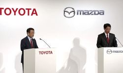 Strategiczne porozumienie - Toyoty i Mazdy