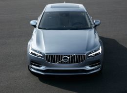 170100_high_front_volvo_s90_mussel_blue-1250x833.jpg