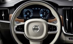 170143_interior_steering_wheel_volvo_s90-1250x939.jpg