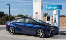 2016_Toyota_Fuel_Cell_Vehicle_014.jpg
