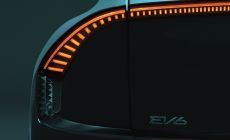 Kia EV6 rear lamp.jpg