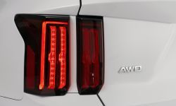 rear led lamps AWD emblem.jpg