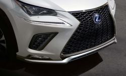 Lexus szykuje pierwszą hybrydę plug-in. NX mocnym kandydatem