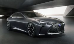 Lata 2021 i 2022 będą należały do Lexusa?