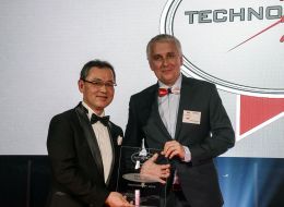 Nagroda_Technobest_Skyactiv-X_2.jpg