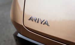 Nissan Ariya badge_Ariya.jpg