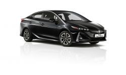 Nowa 5-miejscowa Toyota Prius Plug-in Hybrid