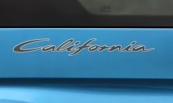 Caddy California_Sticker_2.jpg