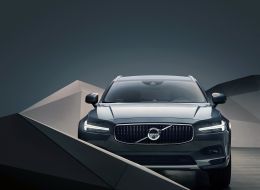 262868_studio_images_-_the_refreshed_volvo_s90_recharge_t8.jpg