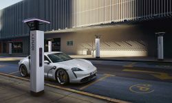 Porsche Taycan - samochód sportowy zaprojektowany w zrównoważony sposób