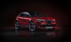 Nowa Alfa Romeo Junior (Milano): sportowy charakter w kompaktowym wydaniu