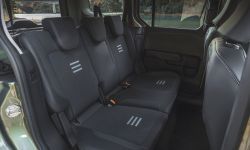 2023_FORD_Tourneo-Courier_Active_13_Interior.jpg