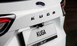 kuga-black-edition-vignale_06sept2022_0026.jpg