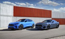 Nowy Ford Mustang zmienia styl, osiągi i udział cyfrowego środowiska