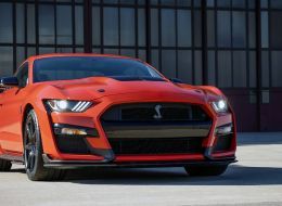 2022-Ford-Mustang-Shelby-GT500_08.jpg