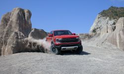 Ford Ranger Raptor nowej generacji - nowe granice maksymalnych osiągów