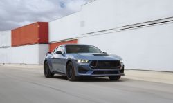 NEW_FORD_MUSTANG_4.jpg