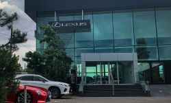 20 salonów Lexusa do 2023 roku. Wyjątkowa jakość obsługi wyróżnikiem sieci dilerskiej marki