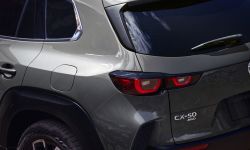 Mazda_CX-50_zs_1.jpg