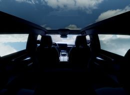 all-new renault espace_ an immense panoramic glass roof larger than any other.jpg
