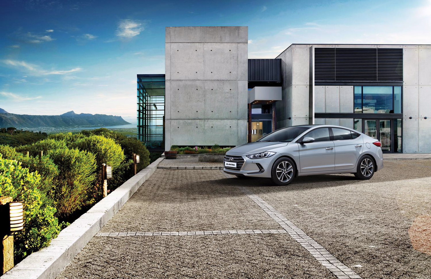 Hyundai - rekordowa sprzedaż Tucsona i Elantry