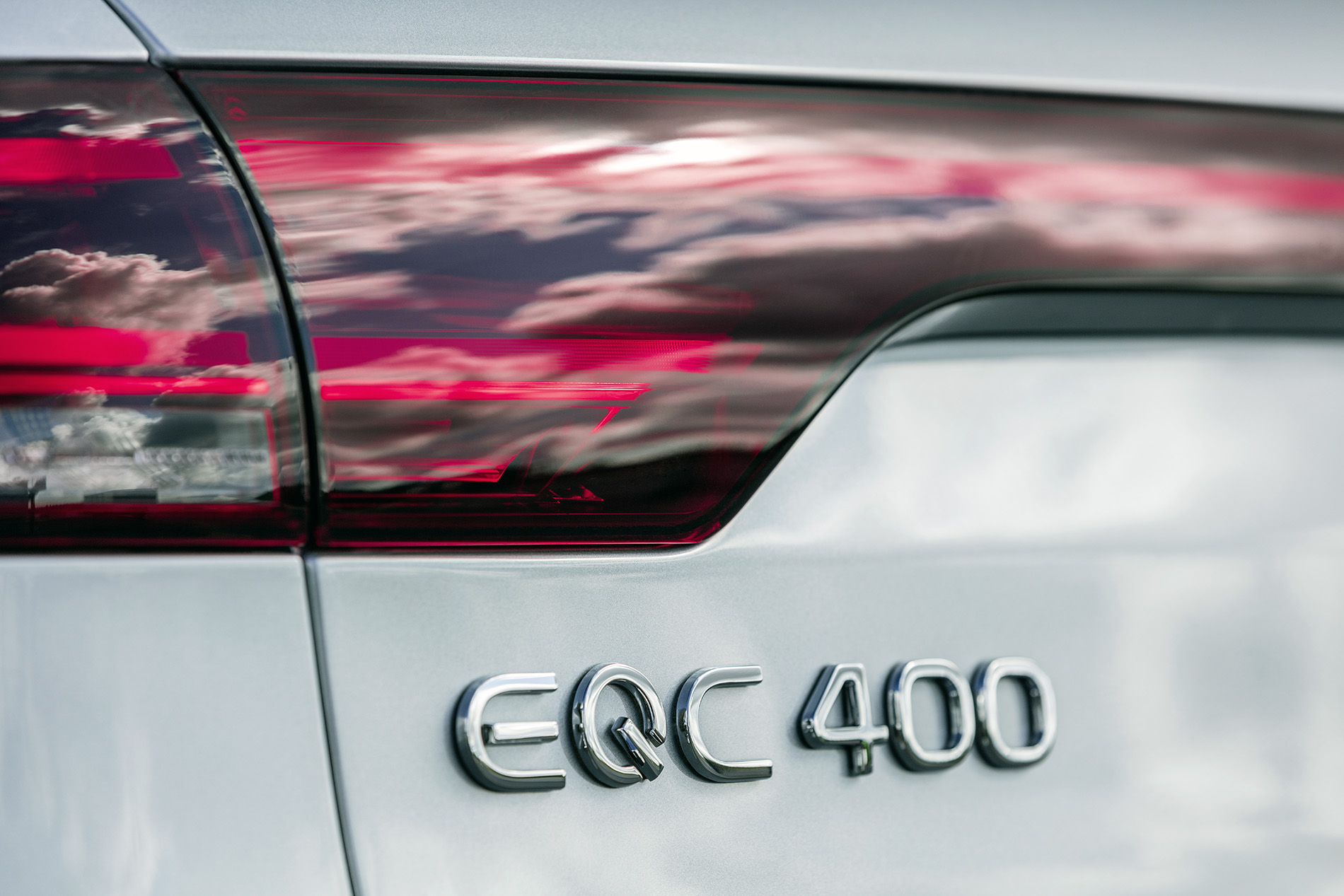 Elektryczny Mercedes-Benz EQC