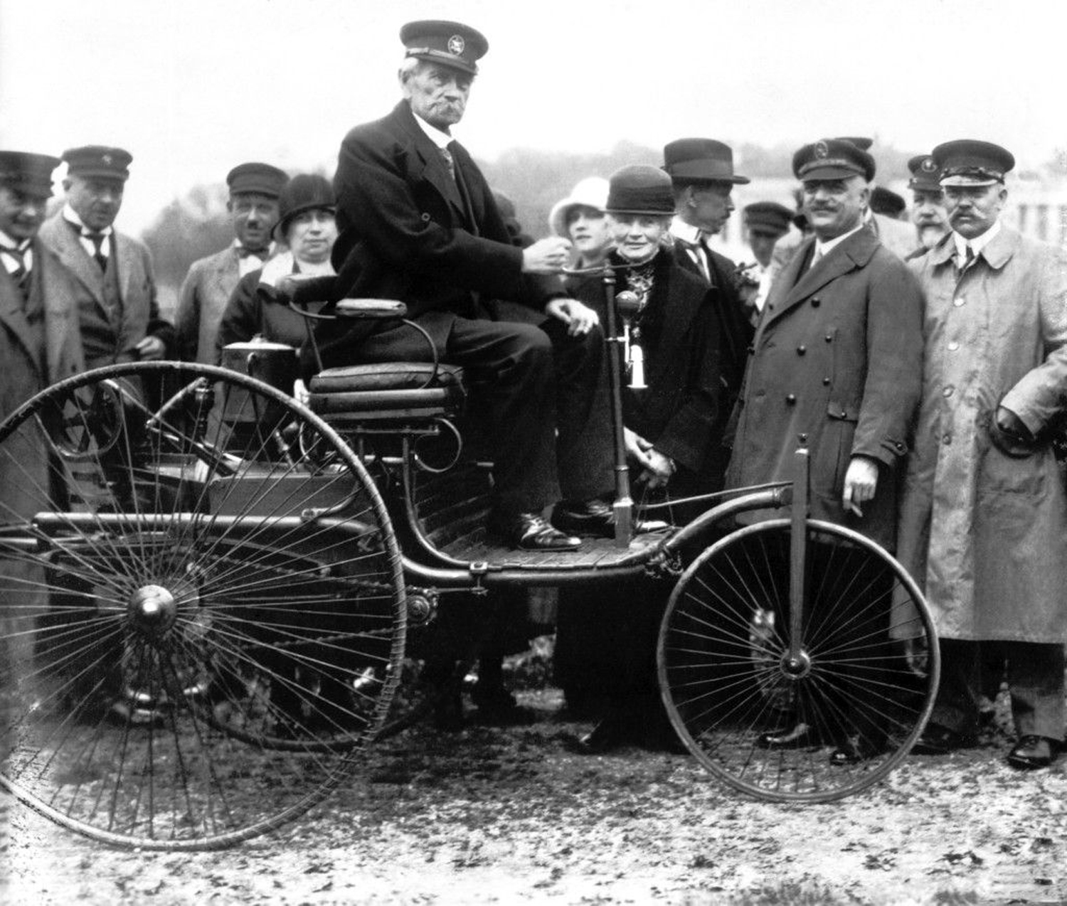 130 lat temu Carl Benz opatentował samochód