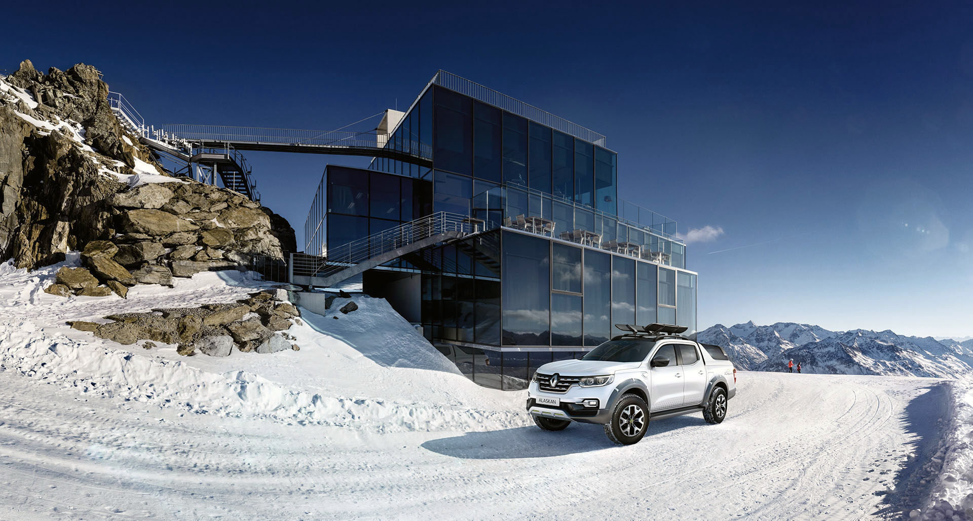 Renault Alaskan, pick-up o cechach terenówki