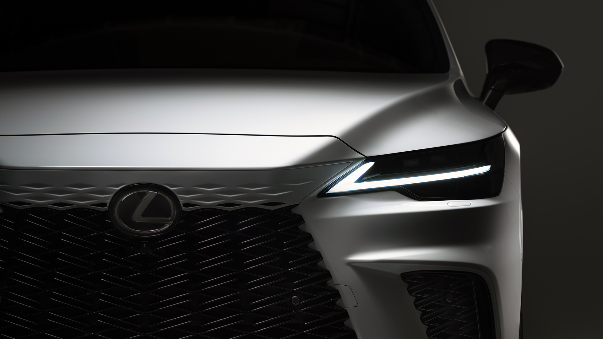 Światowa premiera nowego Lexusa RX 1 czerwca